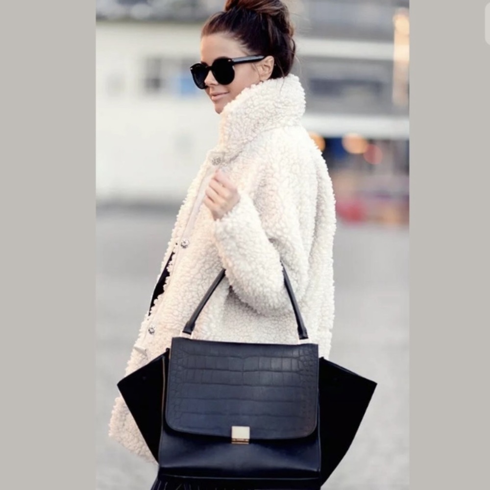 Celine Croc Embossed Medium Trapeze - Picture 1 of 16